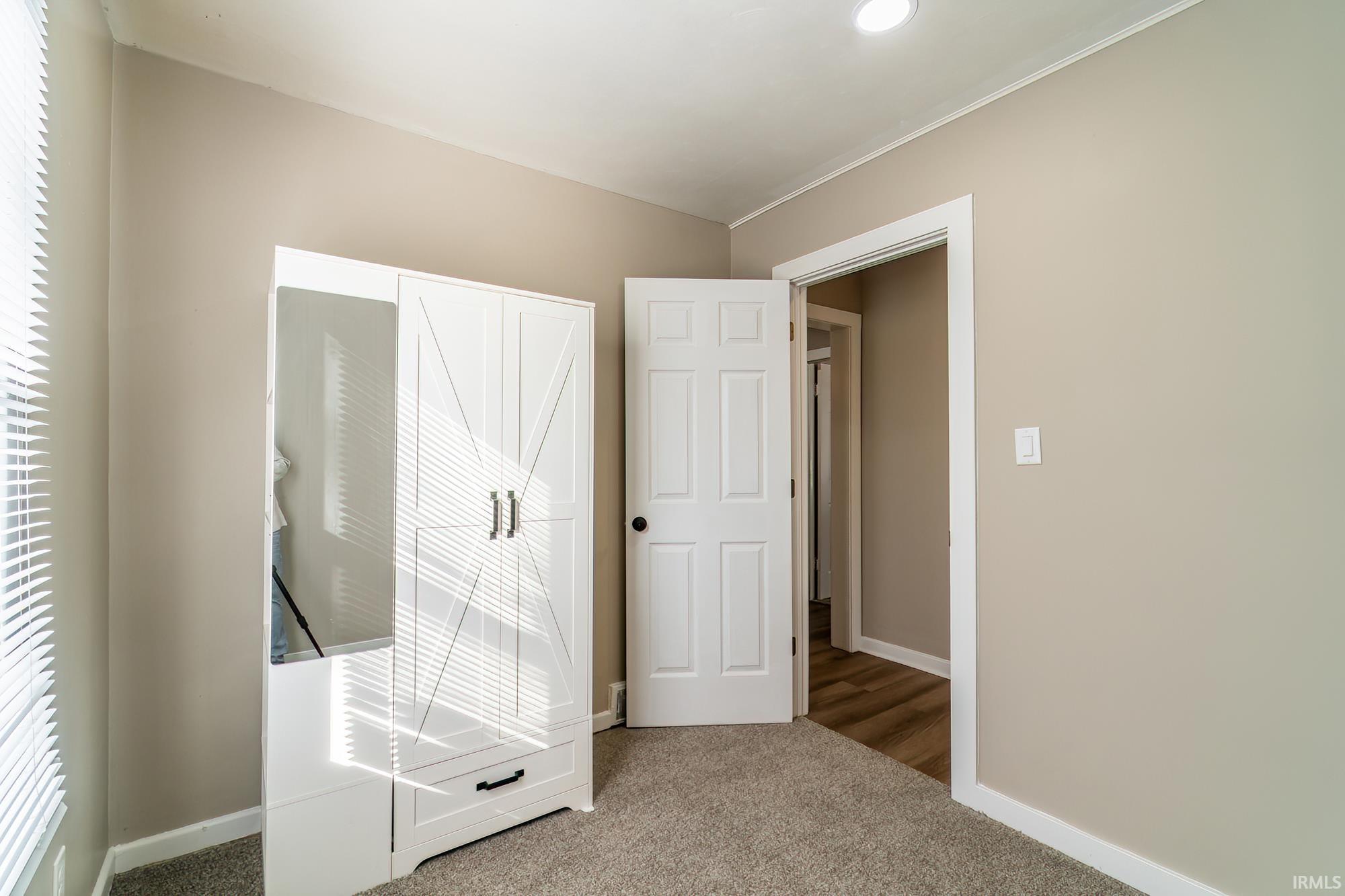 2049 Phenie Street Fort Wayne, IN 46802 - Photo 21 of 32