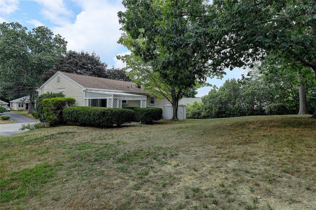 286 Lucille Street Woonsocket, RI 02895 - Photo 48 of 50