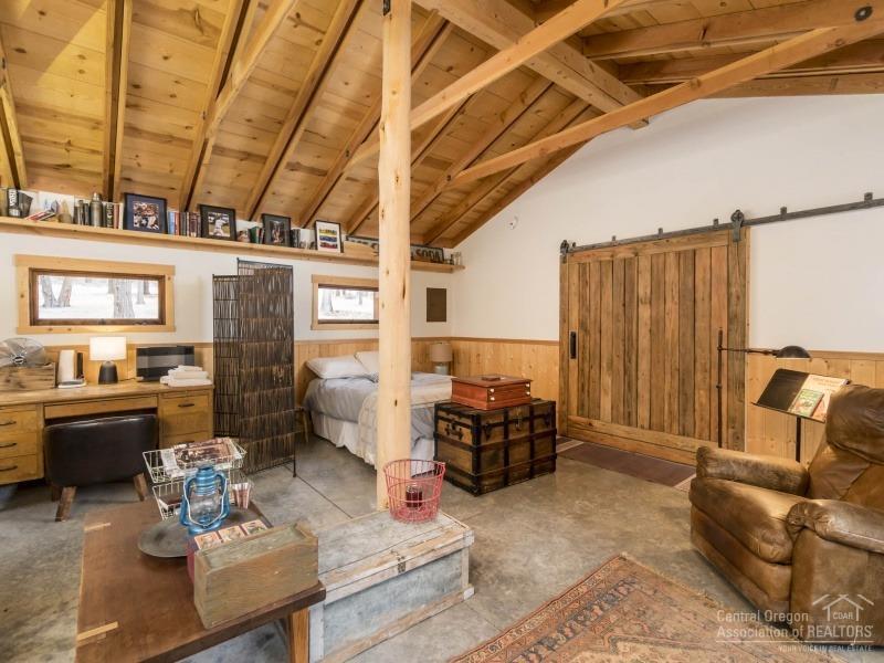 17550 Wilt Road Sisters, OR 97759 - Photo 15 of 25 Additional Photo