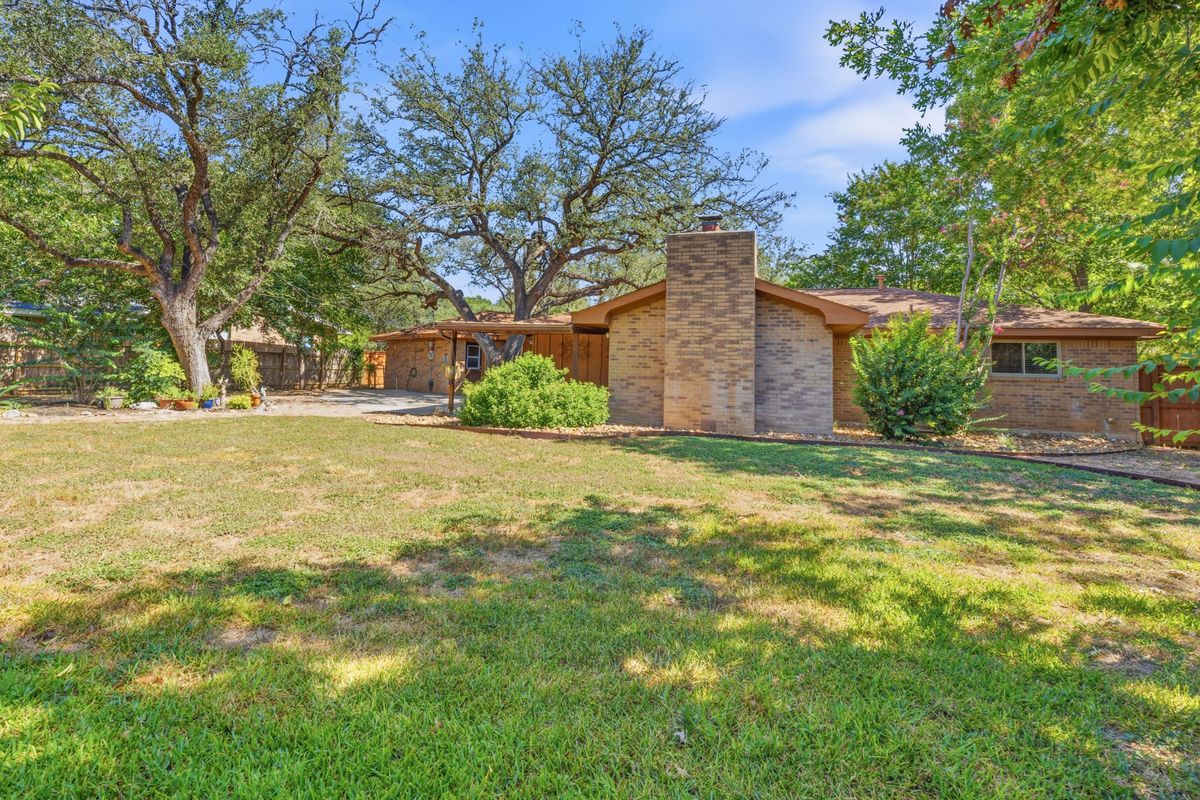 2002 Terry Lane Georgetown, TX 78628 - Photo 29 of 34