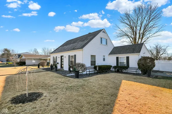 $315,000 | 3309 Larkspur Lane, Columbus, IN 47203