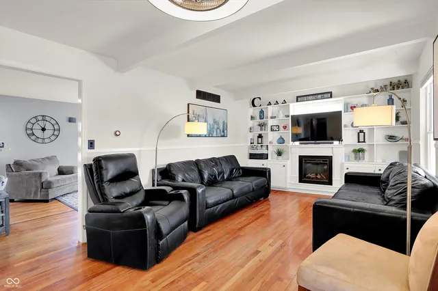 $324,900 | 3309 Larkspur Lane, Columbus, IN 47203