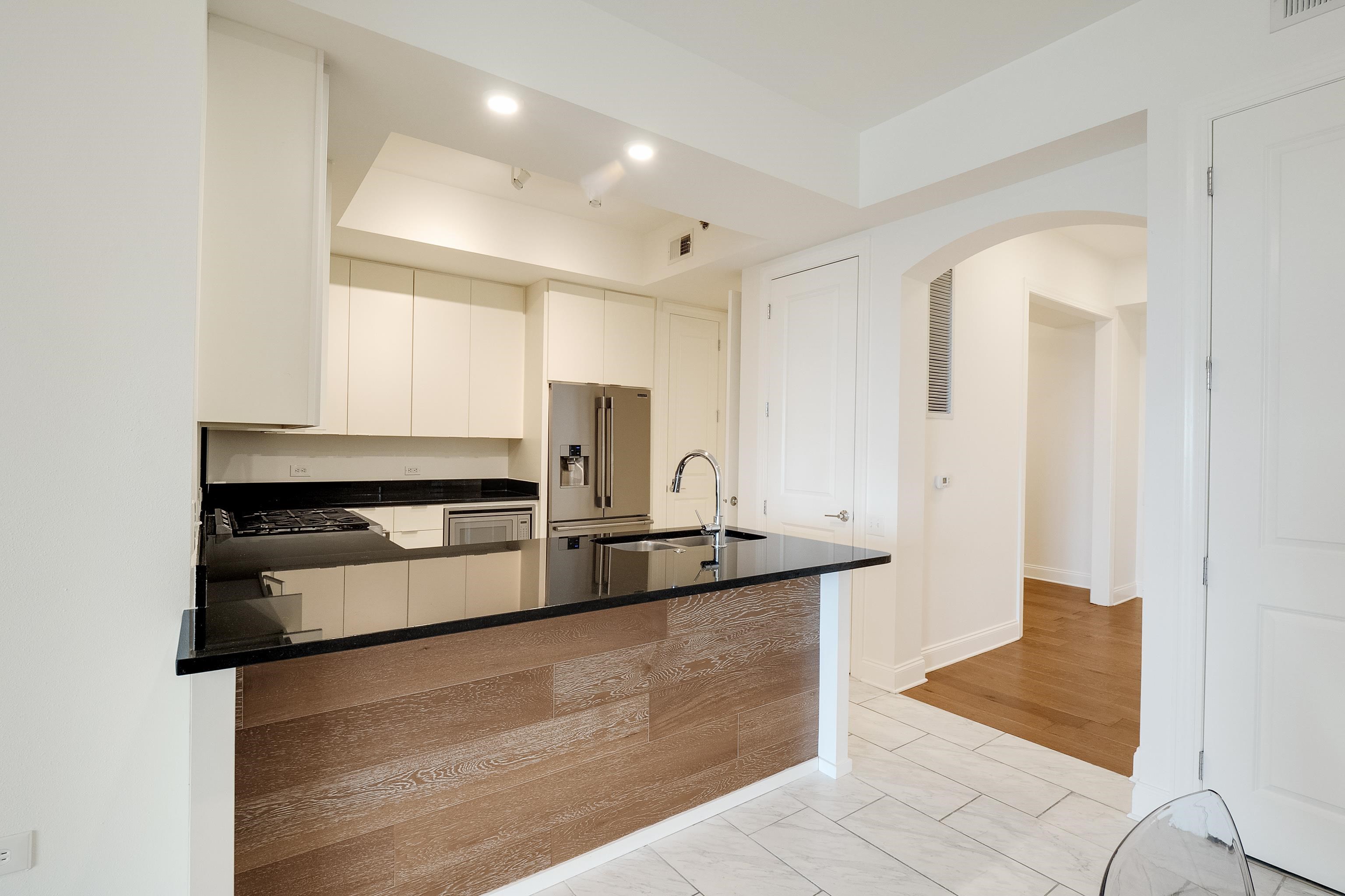 717 Riverside Drive, Unit 1004 Memphis, TN 38103 - Photo 11 of 28