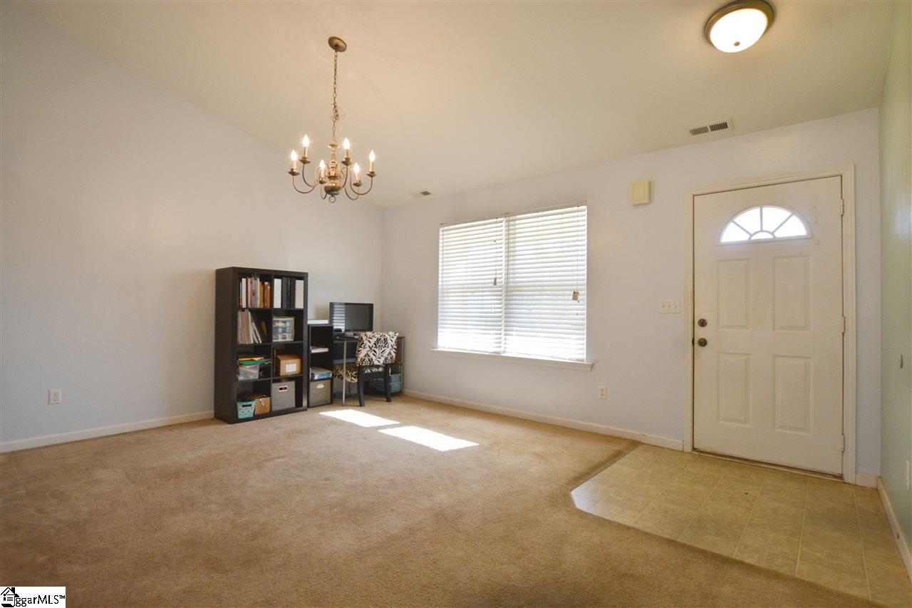108 Pine Needle Road Piedmont, SC 29673 - Photo 5 of 17 Gallery Image 5