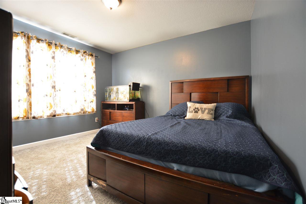 108 Pine Needle Road Piedmont, SC 29673 - Photo 6 of 17 Gallery Image 6