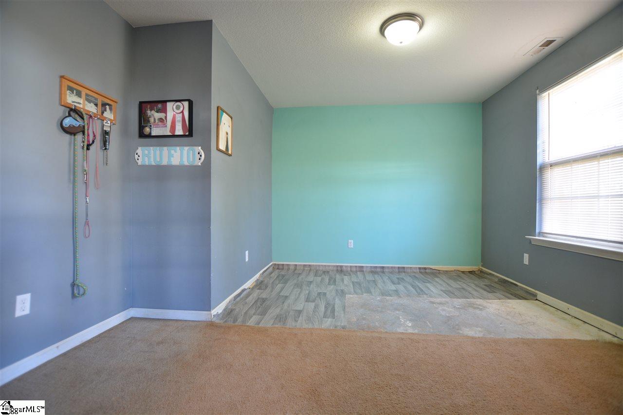 108 Pine Needle Road Piedmont, SC 29673 - Photo 10 of 17 Gallery Image 10