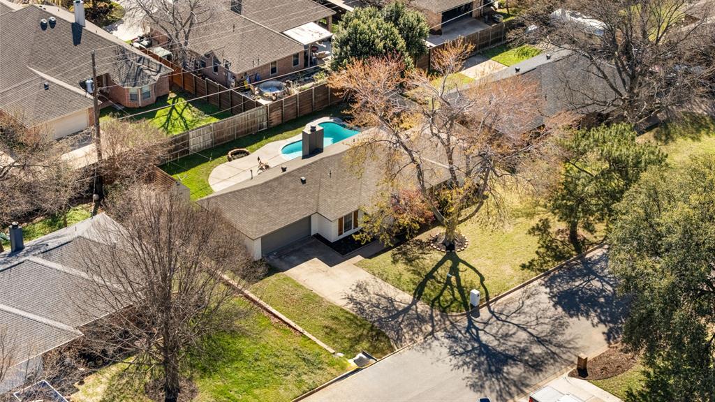 2912 Robindale Lane Grapevine, TX 76051 - Photo 26 of 29