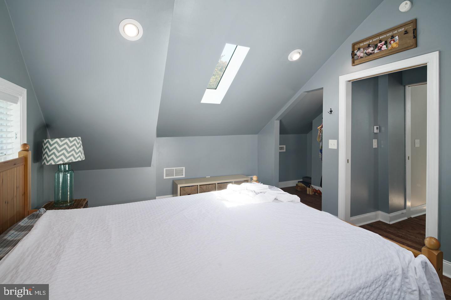 9228 Academy Road Philadelphia, PA 19114 - Photo 17 of 30 Bedroom 3- second floor