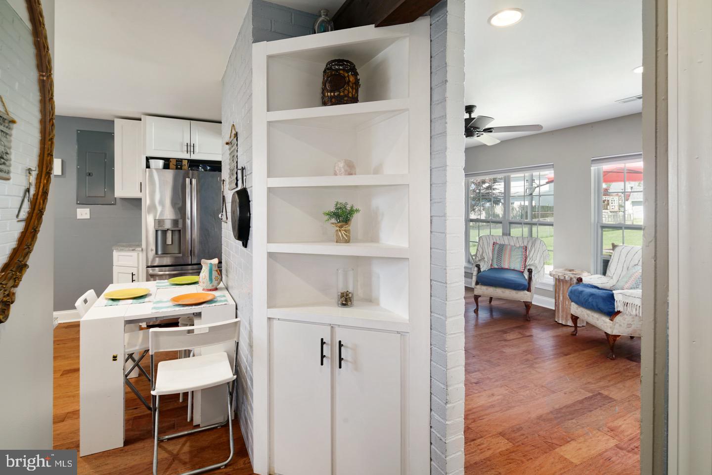 9228 Academy Road Philadelphia, PA 19114 - Photo 10 of 30 Built in shelving