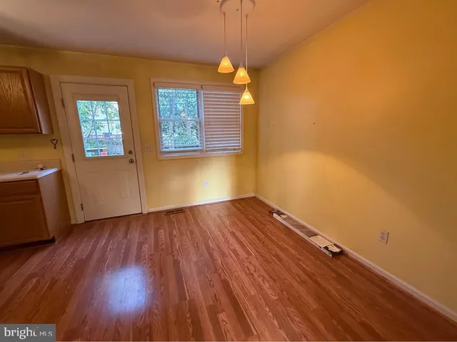 $1,885 | 328 Lincoln Avenue, Harrisburg, PA 17111