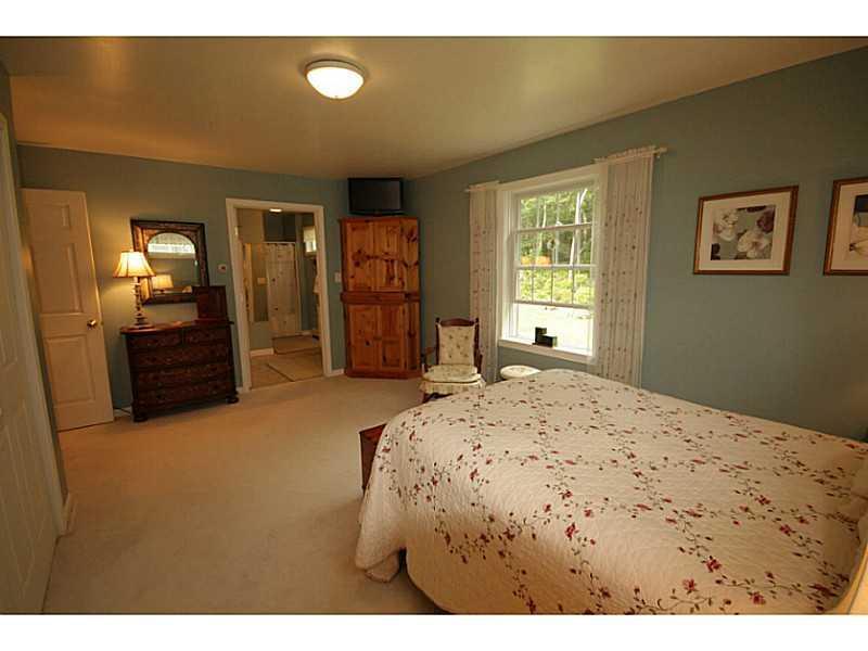 5 Yankees Way Boothbay, ME 04544 - Photo 20 of 34 Master Bedroom.