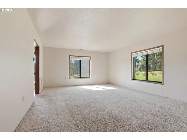 $1,100,000 | 3301 Wyeast Road, Hood River, OR 97031