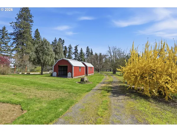 $1,100,000 | 3301 Wyeast Road, Hood River, OR 97031