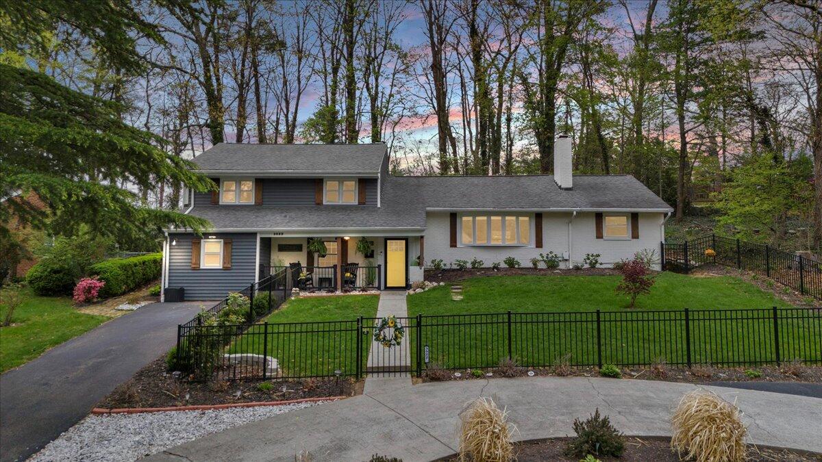 3522 Pinevale Road Roanoke, VA 24018 - Photo 1 of 95 001-DJI_20250410104801_0093_D