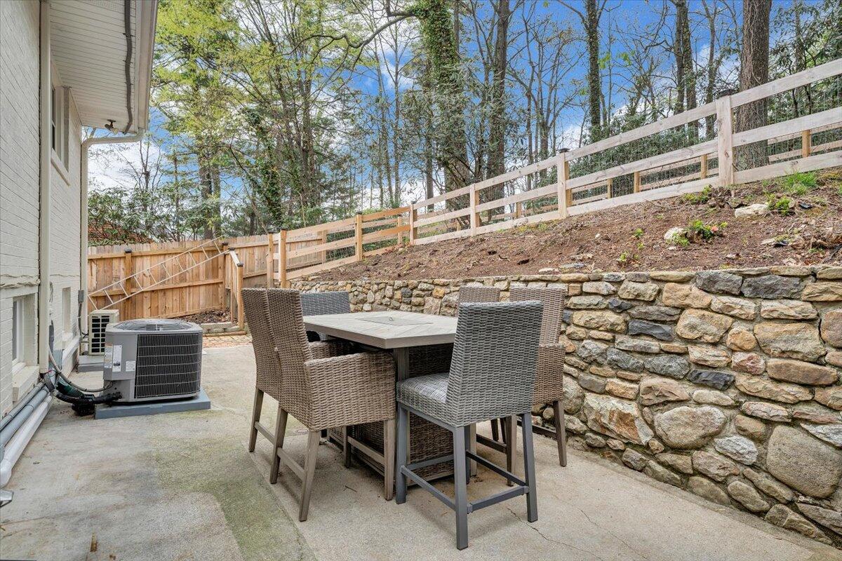 3522 Pinevale Road Roanoke, VA 24018 - Photo 71 of 95 077-MIB05496