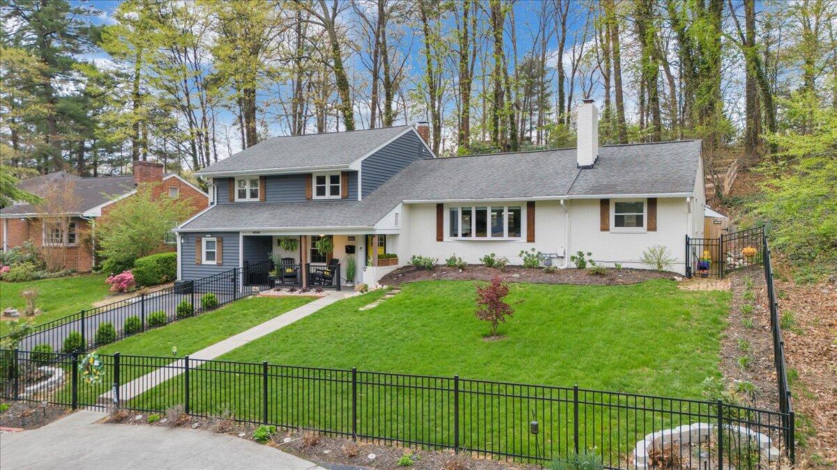3522 Pinevale Road Roanoke, VA 24018 - Photo 89 of 95 096-DJI_20250410104621_0087_D