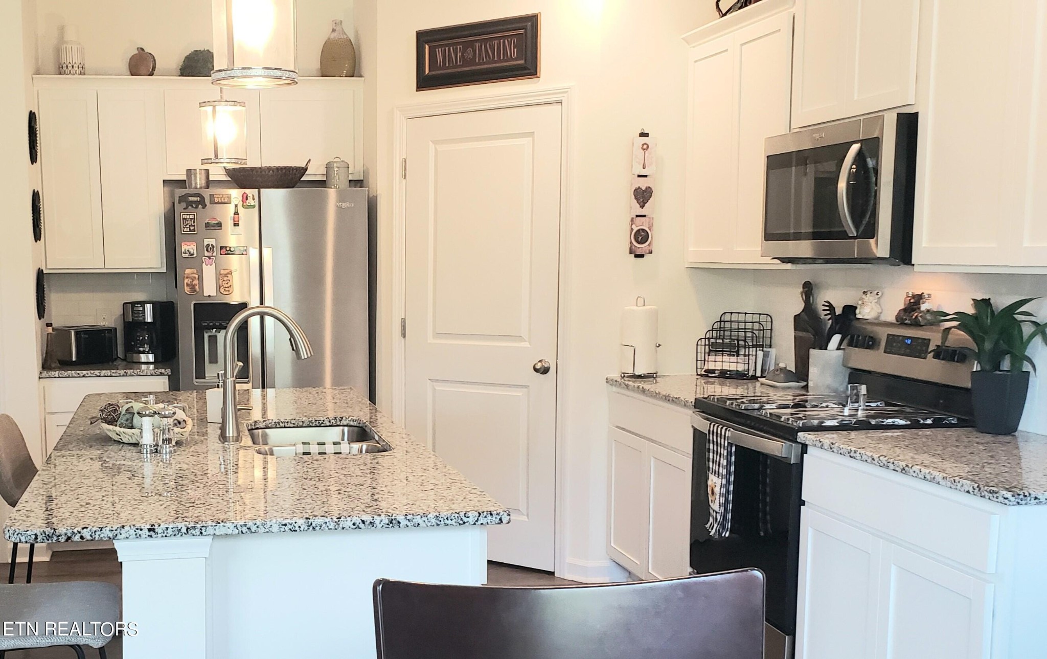 1113 Beacon Road Sevierville, TN 37876 - Photo 7 of 45 Gallery Image 7