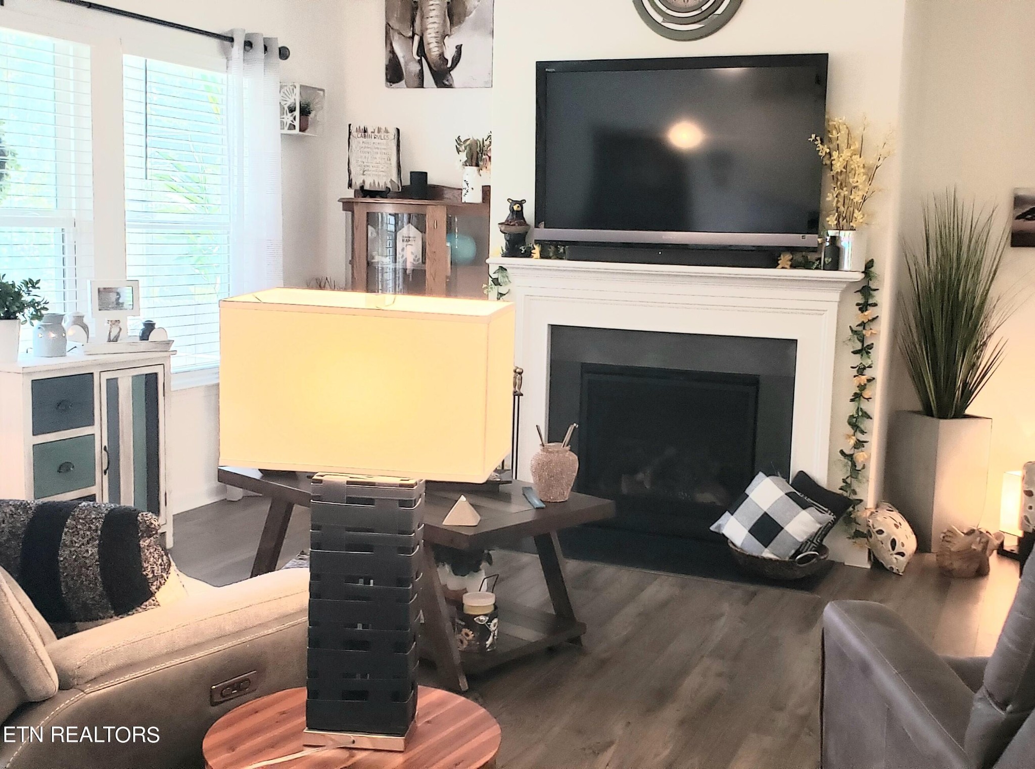 1113 Beacon Road Sevierville, TN 37876 - Photo 8 of 45 Gallery Image 8
