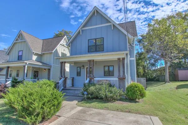 $2,800 | 1422 A Huffine Street, Nashville, TN 37216
