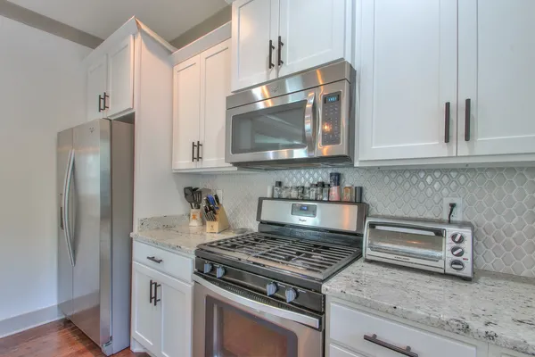 $2,800 | 1422 A Huffine Street, Nashville, TN 37216