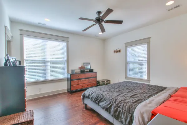 $2,800 | 1422 A Huffine Street, Nashville, TN 37216