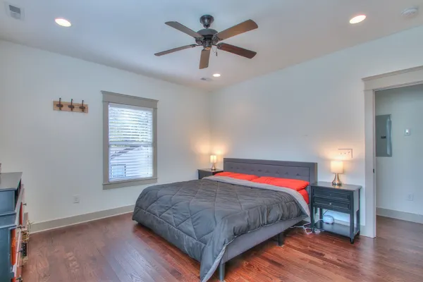 $2,800 | 1422 A Huffine Street, Nashville, TN 37216