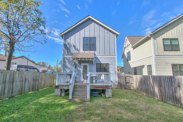 $2,800 | 1422 A Huffine Street, Nashville, TN 37216