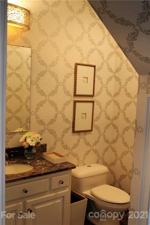 4601 Nora's Path Road Charlotte, NC 28226 - Photo 11 of 25 Gallery Image 11