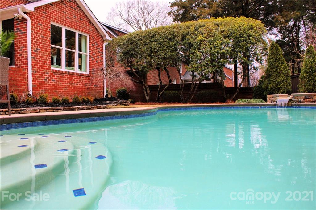 4601 Nora's Path Road Charlotte, NC 28226 - Photo 24 of 25 Gallery Image 24