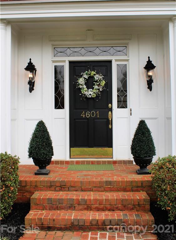 4601 Nora's Path Road Charlotte, NC 28226 - Photo 4 of 25 Gallery Image 4