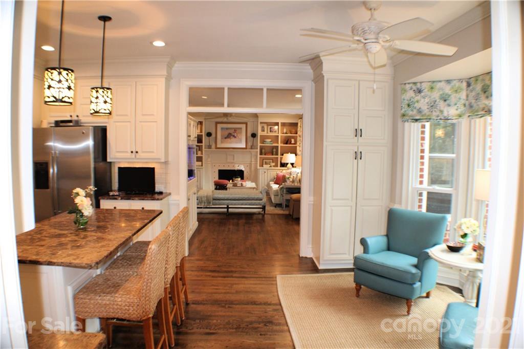 4601 Nora's Path Road Charlotte, NC 28226 - Photo 7 of 25 Gallery Image 7