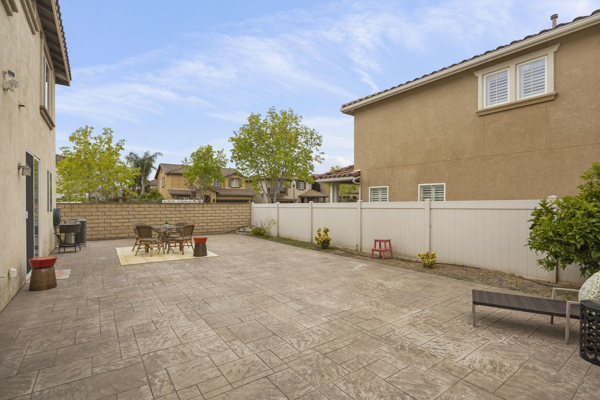 2923 Naples Drive Oxnard, CA 93035 - Photo 38 of 42 39-web-or-mls-Upmarketmedia_2923Nap-143