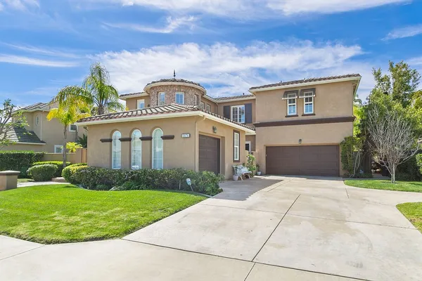 $2,595,000 | 8176 East Bailey Way, Anaheim Hills, CA 92808