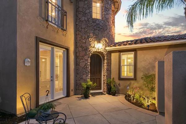$2,595,000 | 8176 East Bailey Way, Anaheim Hills, CA 92808