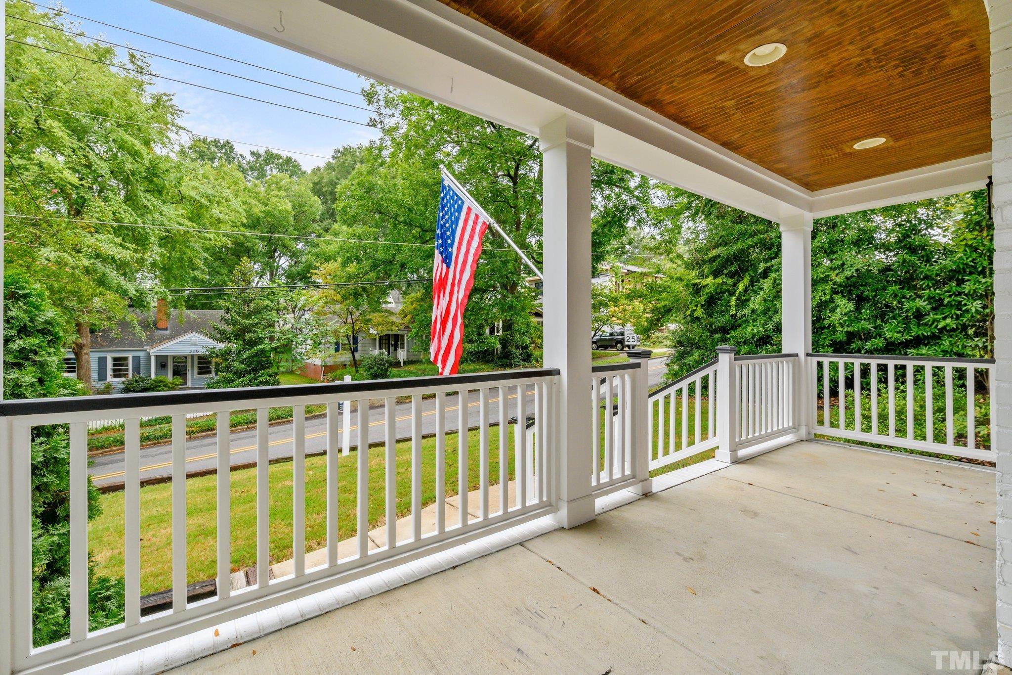 307 Glascock Street Raleigh, NC 27604 - Photo 2 of 29
