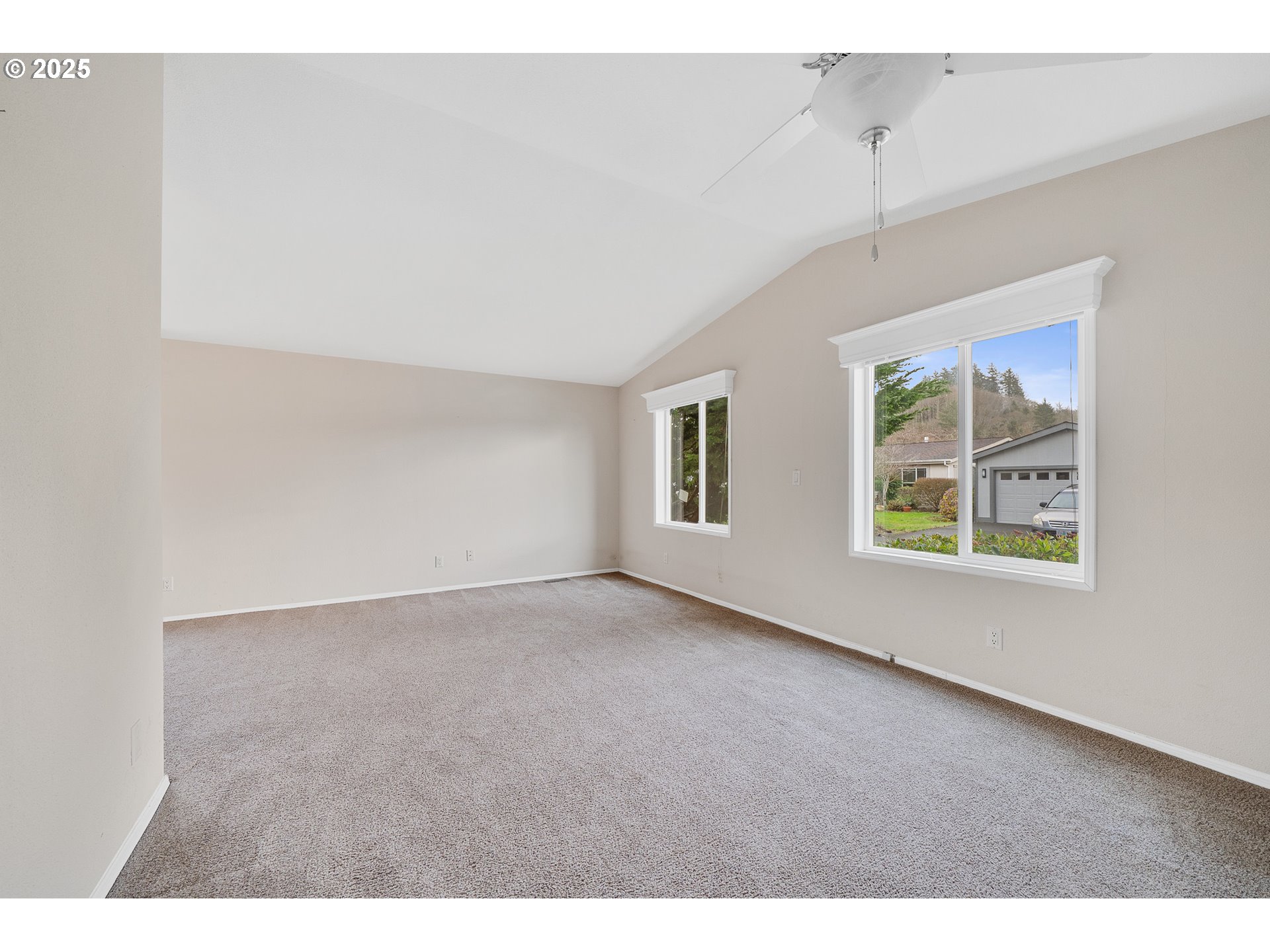 11630 Ernst Court Nehalem, OR 97131 - Photo 5 of 19 Living Room