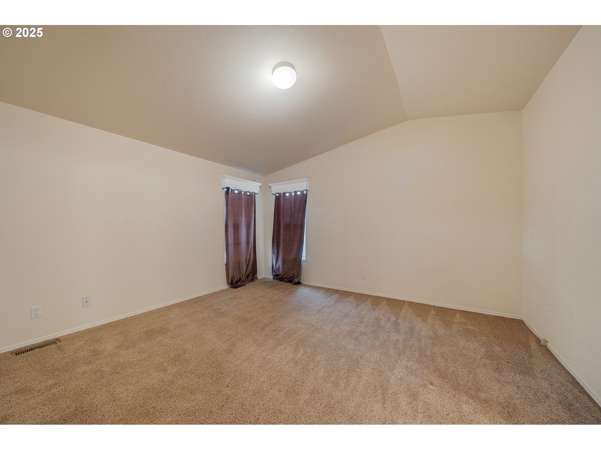 11630 Ernst Court Nehalem, OR 97131 - Photo 9 of 19 Bedroom, Primary