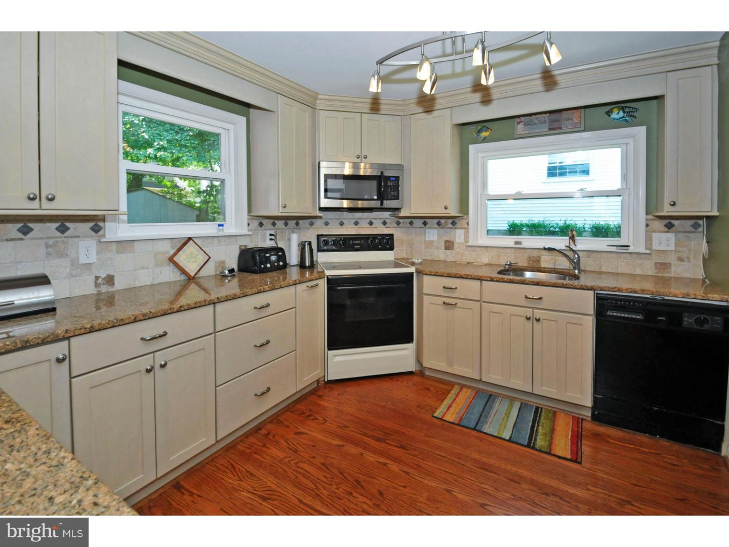 178 Windmill Road Willow Grove, PA 19090 - Photo 15 of 25 Kitchen
