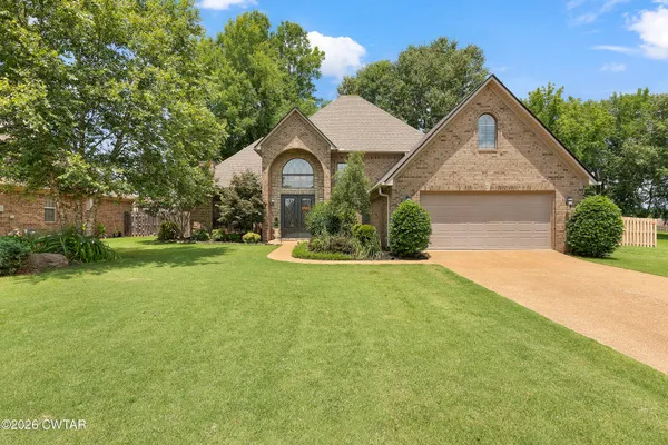 $389,900 | 104 King David Drive, Jackson, TN 38305