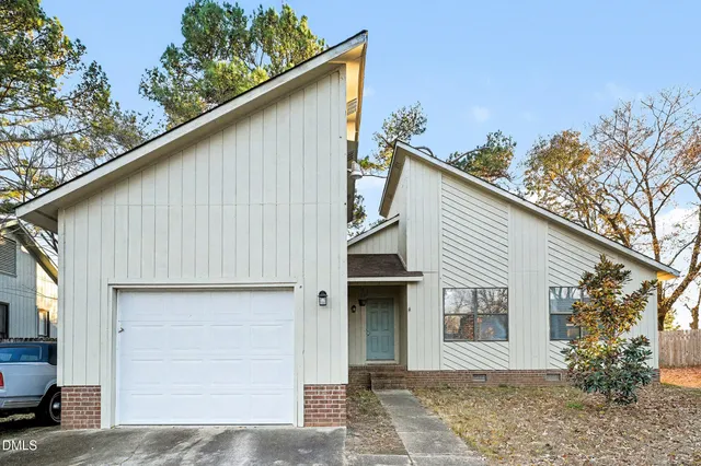 $215,000 | 5805 Horton Place, Fayetteville, NC 28314