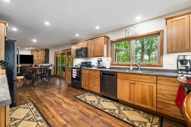 $599,900 | 11100 Fisher Lane, Park Rapids, MN 56470