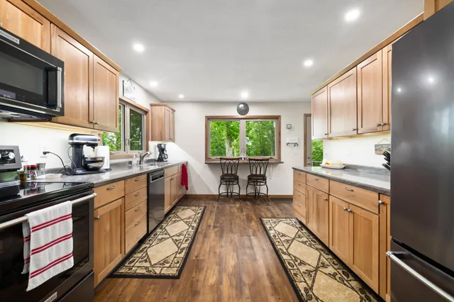 $599,900 | 11100 Fisher Lane, Park Rapids, MN 56470