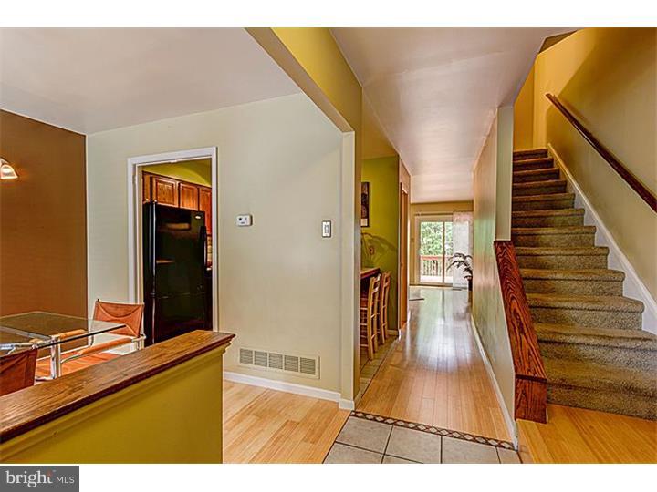 407 Eagle Road Wayne, PA 19087 - Photo 3 of 25 Foyer