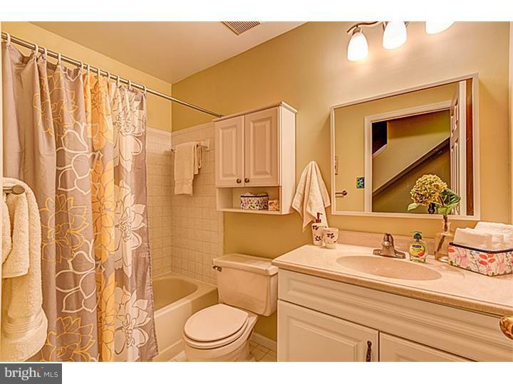 407 Eagle Road Wayne, PA 19087 - Photo 22 of 25 Bathroom