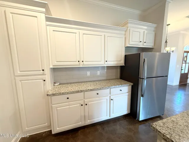 $2,250 | 121 Rotherfield Place, Canton, MS 39046