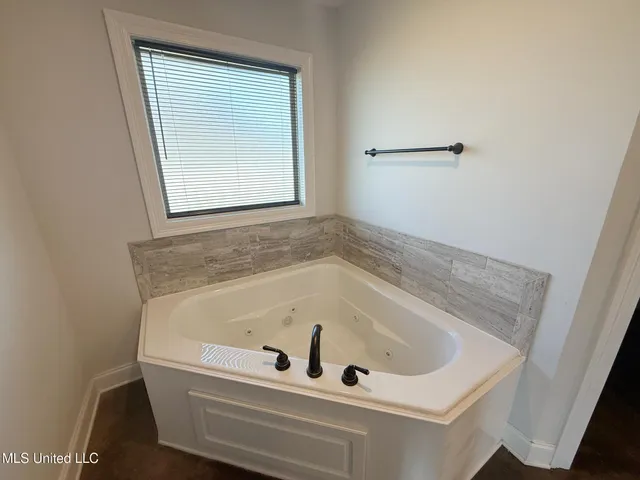 $2,250 | 121 Rotherfield Place, Canton, MS 39046