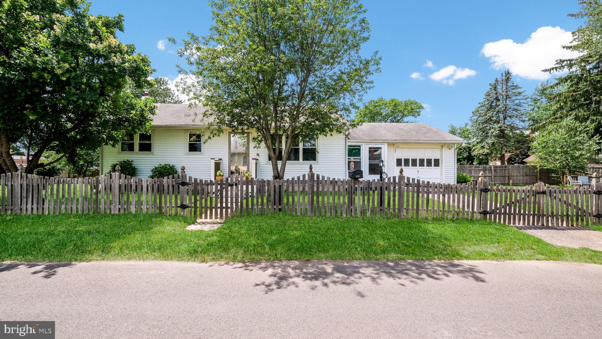 620 Christy Avenue Croydon, PA 19021 - Photo 2 of 32