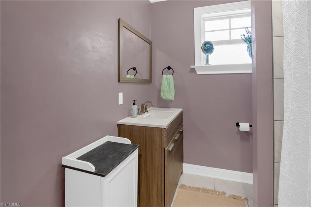 1809 Franklin Avenue High Point, NC 27260 - Photo 21 of 27