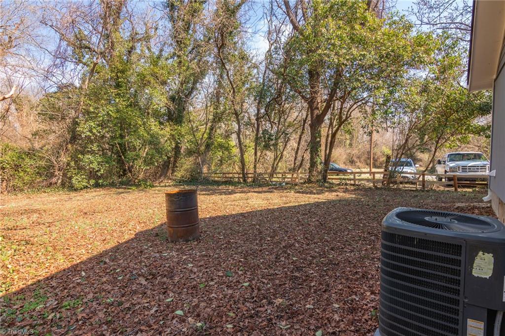 1809 Franklin Avenue High Point, NC 27260 - Photo 24 of 27