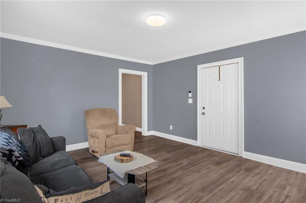 1809 Franklin Avenue High Point, NC 27260 - Photo 7 of 27